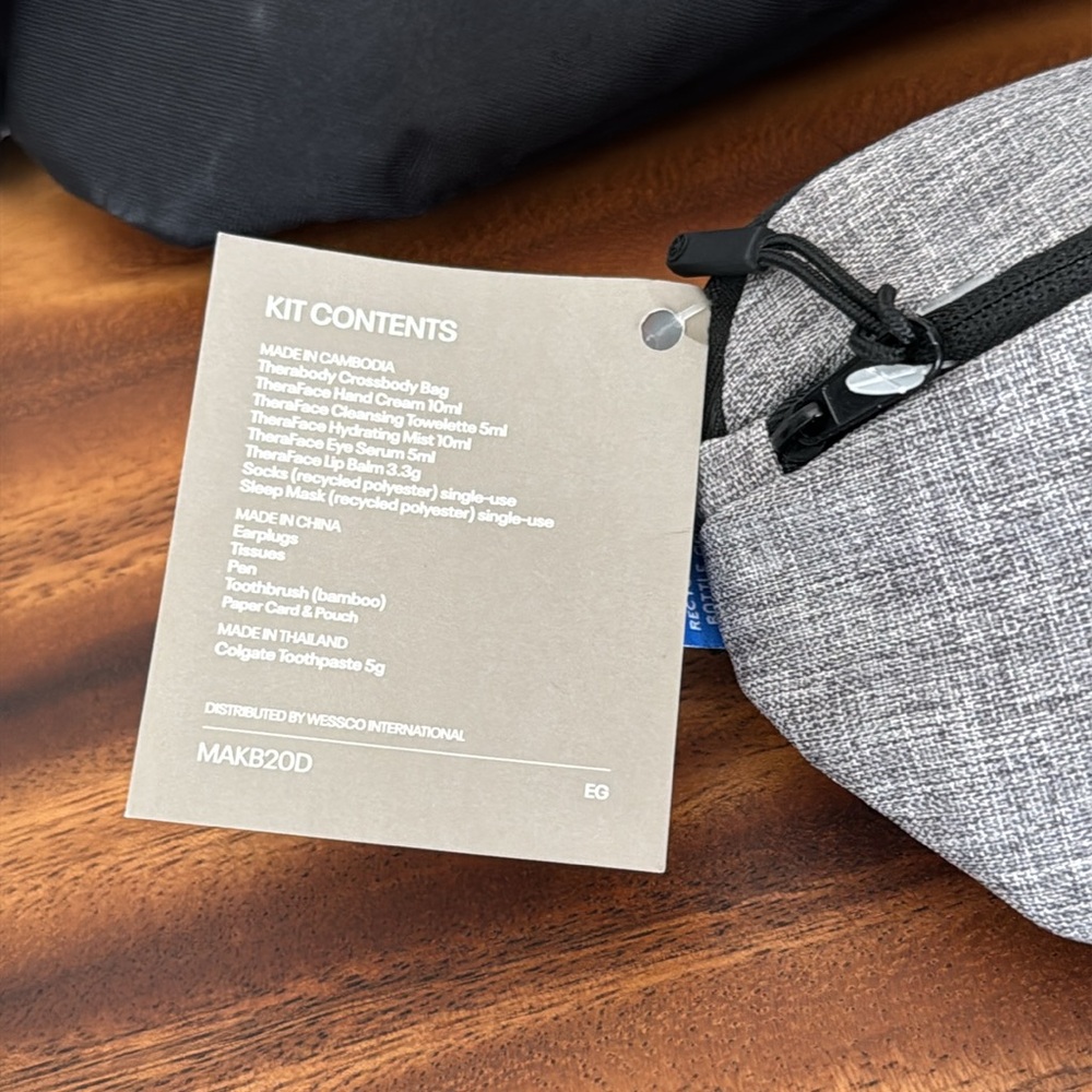 United airlines amenity kits - therabody - Picture 4 of 9